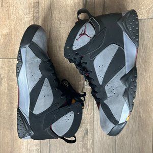 Air Jordan 7 'Bordeaux' (2011)